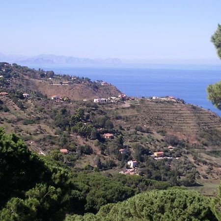 Incantevole Villa Con Vista Mozzafiato チェファル エクステリア 写真